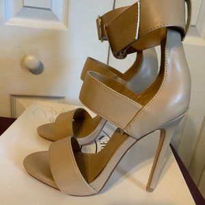 Steve Madden Sandal, Size 7, Natural Color, 4.5 inch Heel
